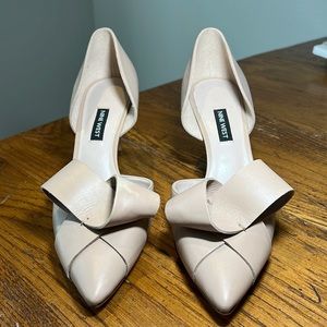 Nine West Mcfally Bow Pumps D’Orsay Heels Size 8.5
